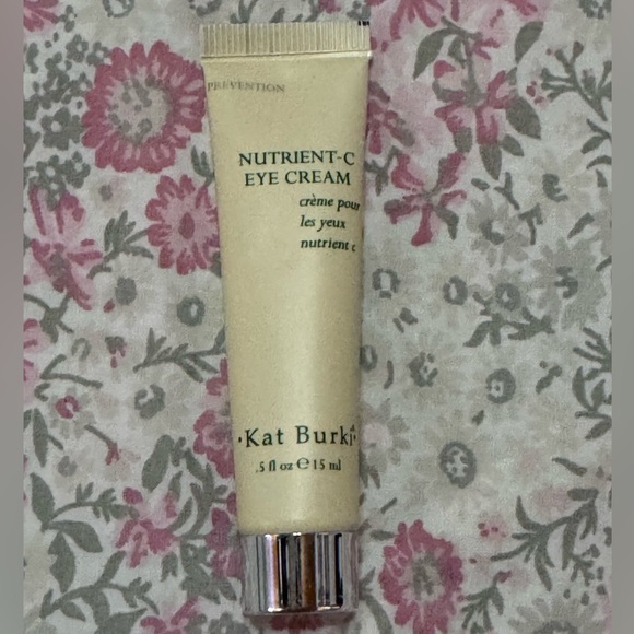 🤍Korean Skincare Bundle💚 - Picture 4 of 5